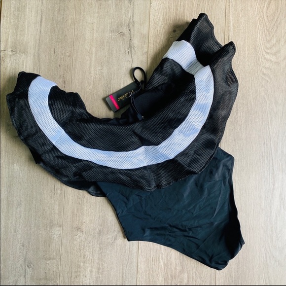 NWT One Piece Swimsuit Black Women’s - Picture 3 of 3